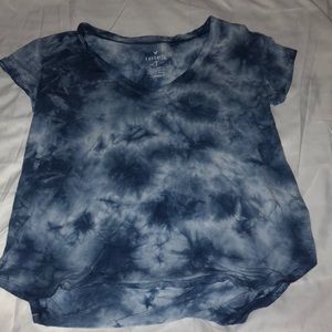 American Eagle T-shirt